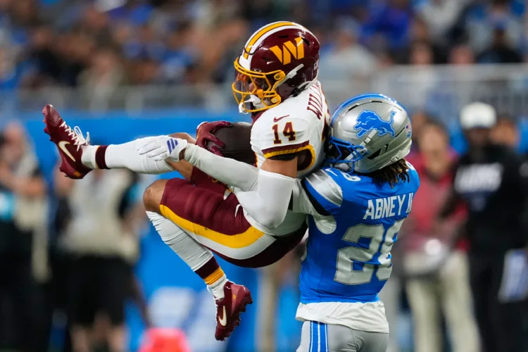 Lions overcome turnovers to defeat Commanders 17-13